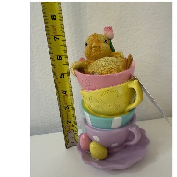 Tophat & Tail Easter Chick Inside Pastel Teacups Figurine Spring Tabletop Decor - Picture 4 of 5